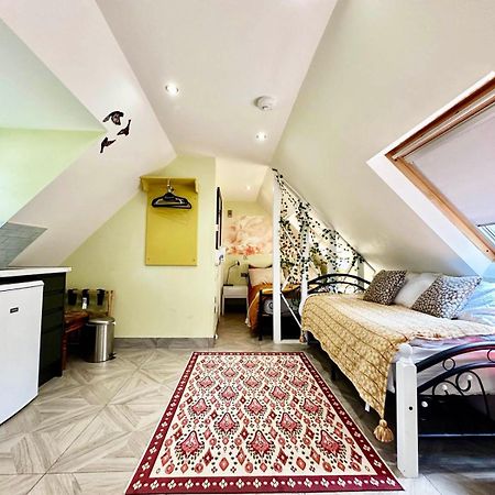 Forest Studio Apartment Gated Parking On 2 Acres Garden Chislehurst Eksteriør bilde